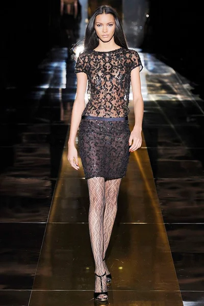Look 43